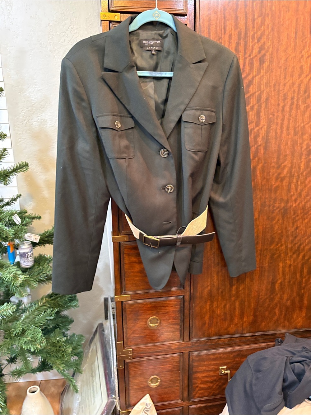 Jones New York Black Women's Single-Breasted Blazer with Belt